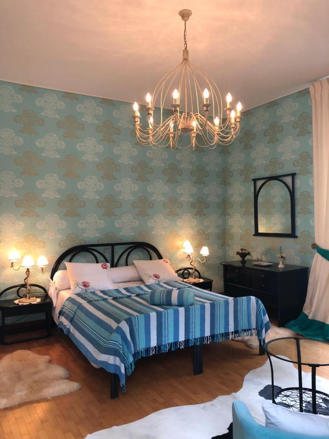 Chateau Les Tourelles Bertrix Zimmer foto